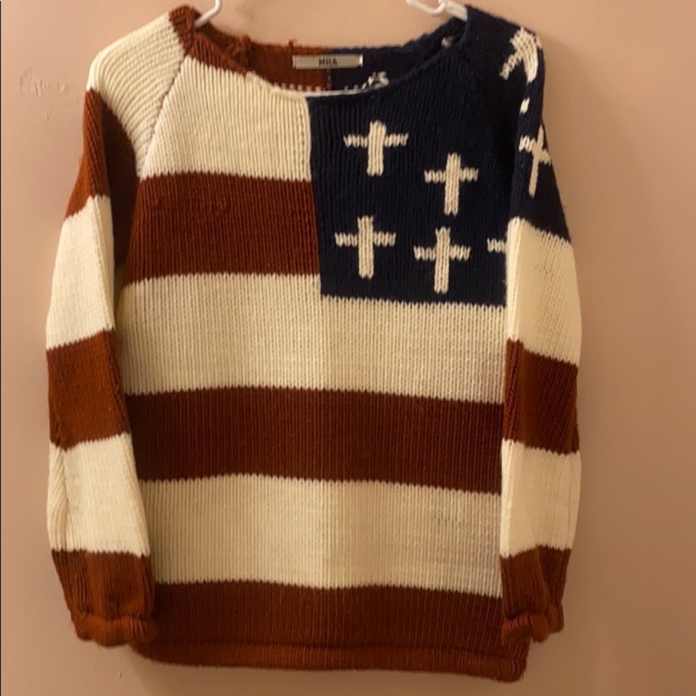 *SOLD* U.S.A. flag sweater, like new, by Miia